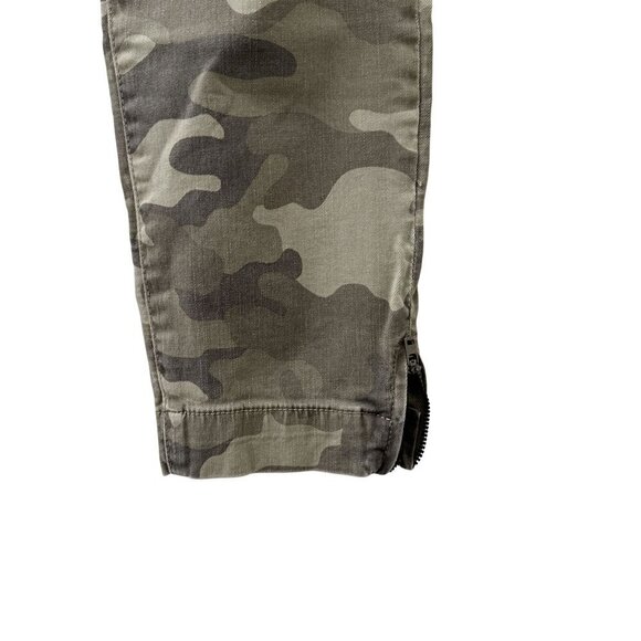 Kut from the Kloth Reese Ankle Straight Leg Pants Camo Print Zipper Hem Women 4 - Picture 6 of 15